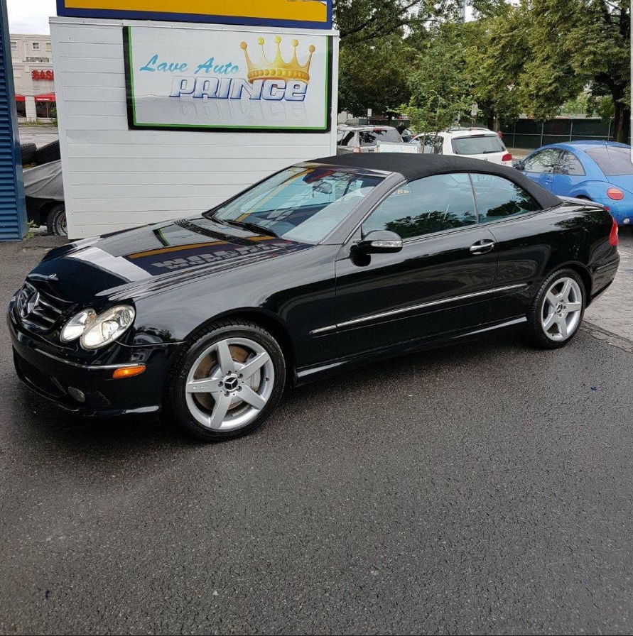 Mercedes-Benz classe CLK devant Lave Auto Prince